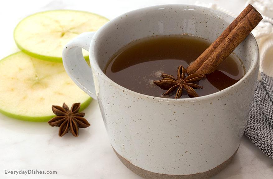 6Minute Hot Bourbon Apple Cider Recipe