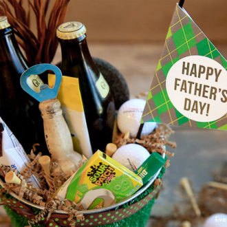 A golf-themed Father's Day gift bucket