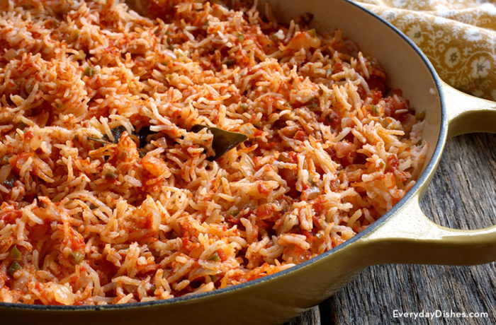A pan of delicious easy Spanish rice.