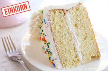 Einkorn birthday cake recipe video
