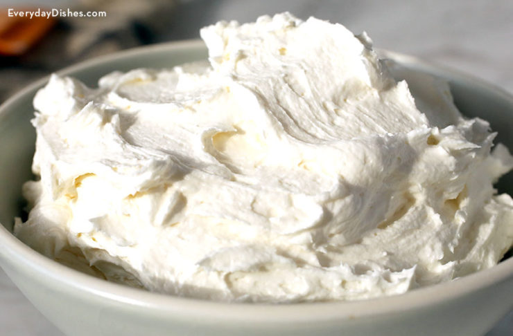 easy vanilla buttercream frosting recipe