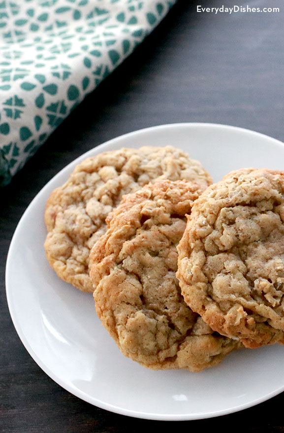 Homemade oatmeal cookies recipe