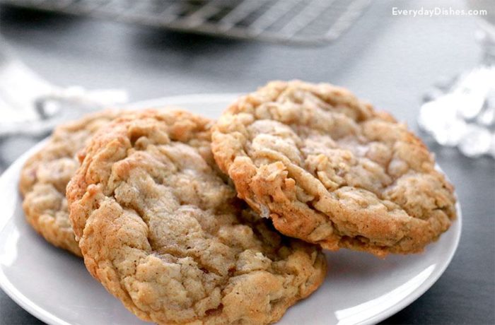 Some homemade oatmeal cookies on a plate.