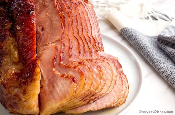 Easy glazed ham – a real crowd pleaser!