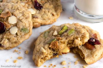 Chewy Trail Mix Oatmeal Cookies