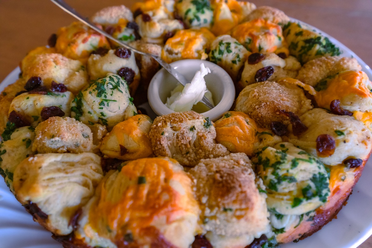 Savory Monkey Bread – Holiday Appetizers - Everyday Dishes