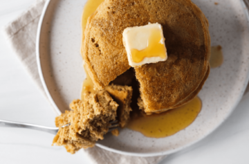 Maple Oatmeal Blender Pancakes
