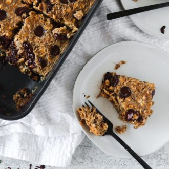 gluten free peanut butter banana baked oatmeal with chocolate chips