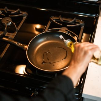 6 Important Factors You Need to Consider Before Buying a Nonstick Pan