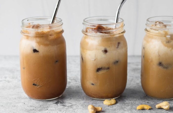 how to make iced lattes keto friendly