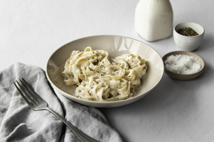 high-protein-pasta-recipes-alfredo-sauce