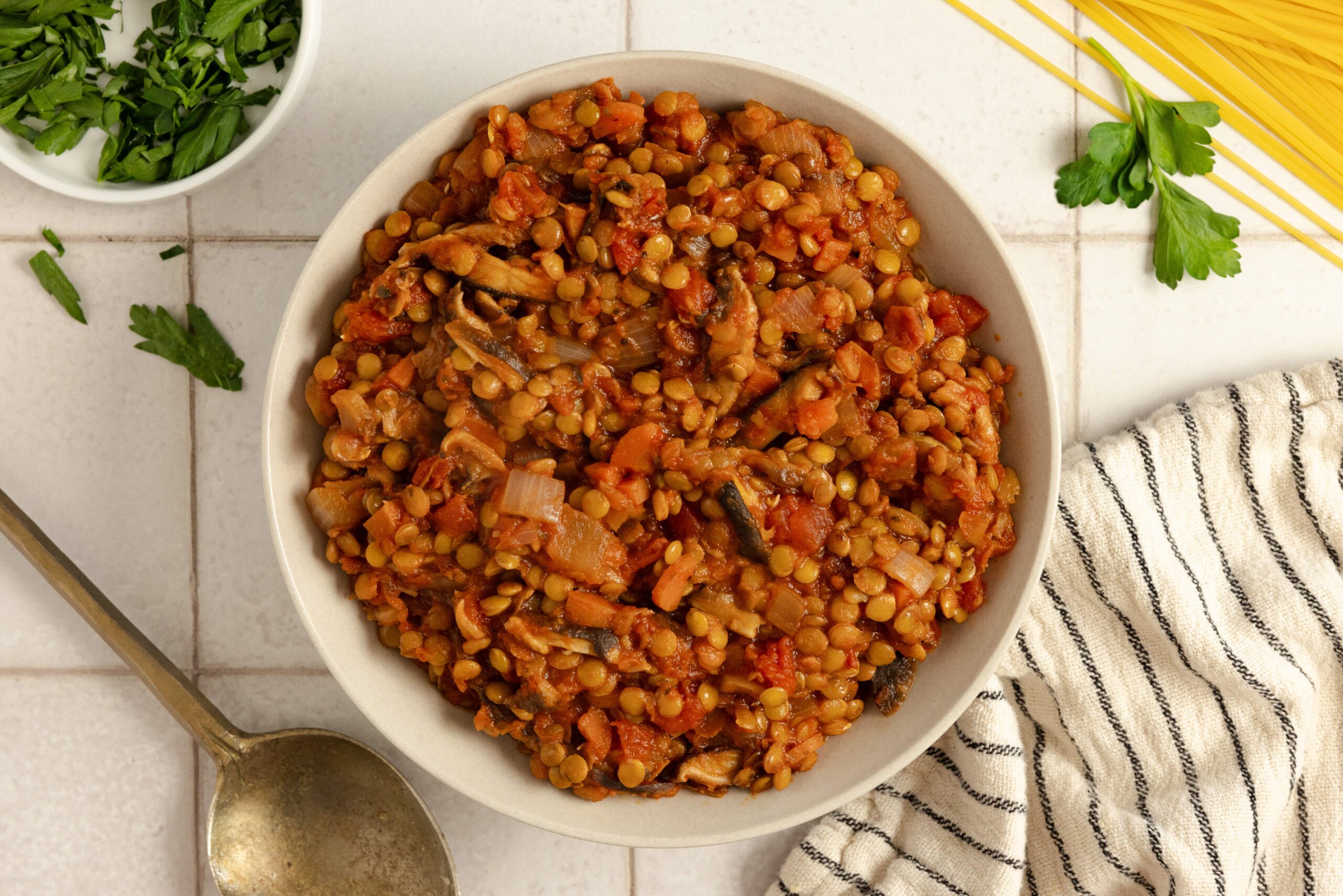 macro-friendly recipes Lentil Bolognese