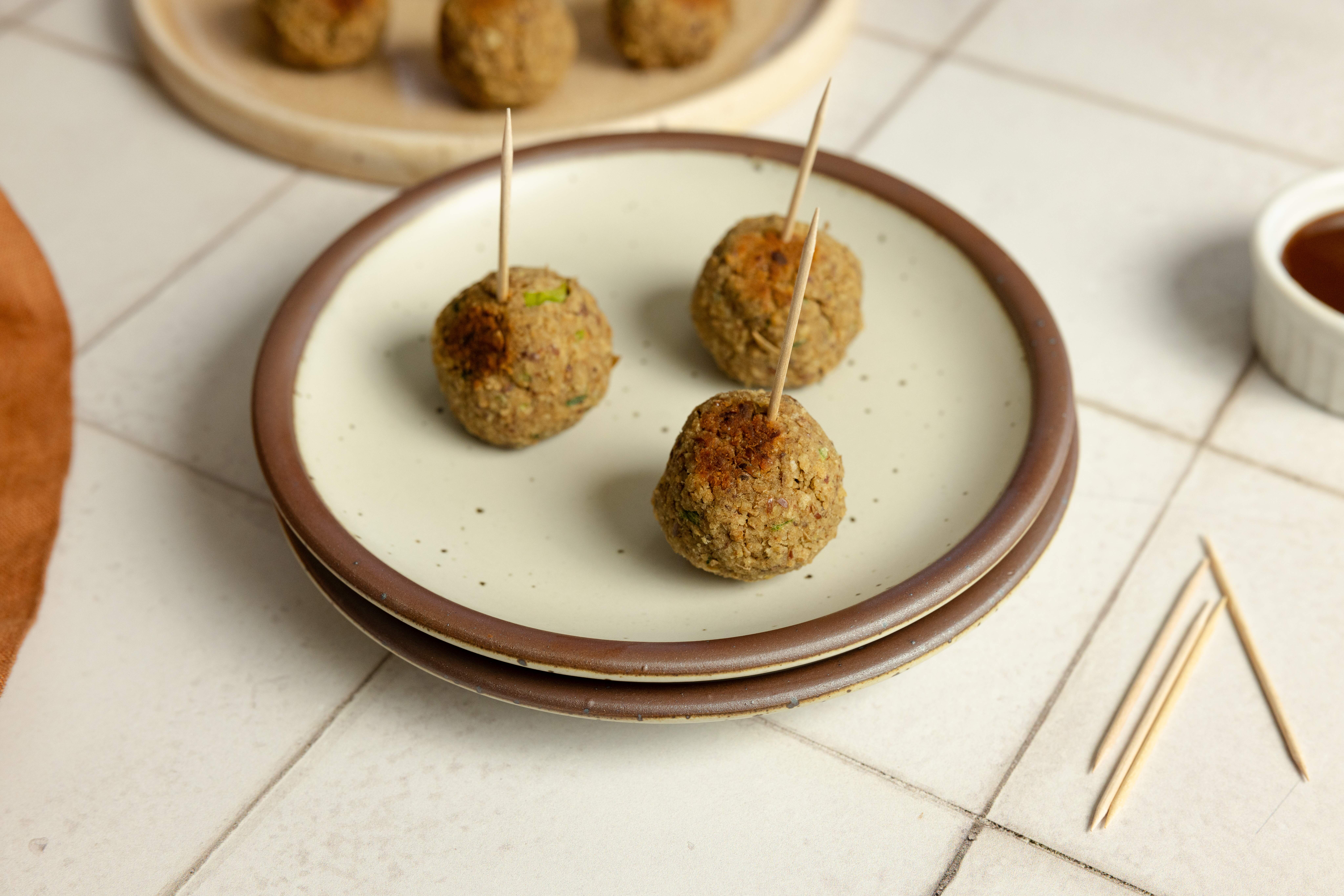 high-protein vegan meals lentil meatballs