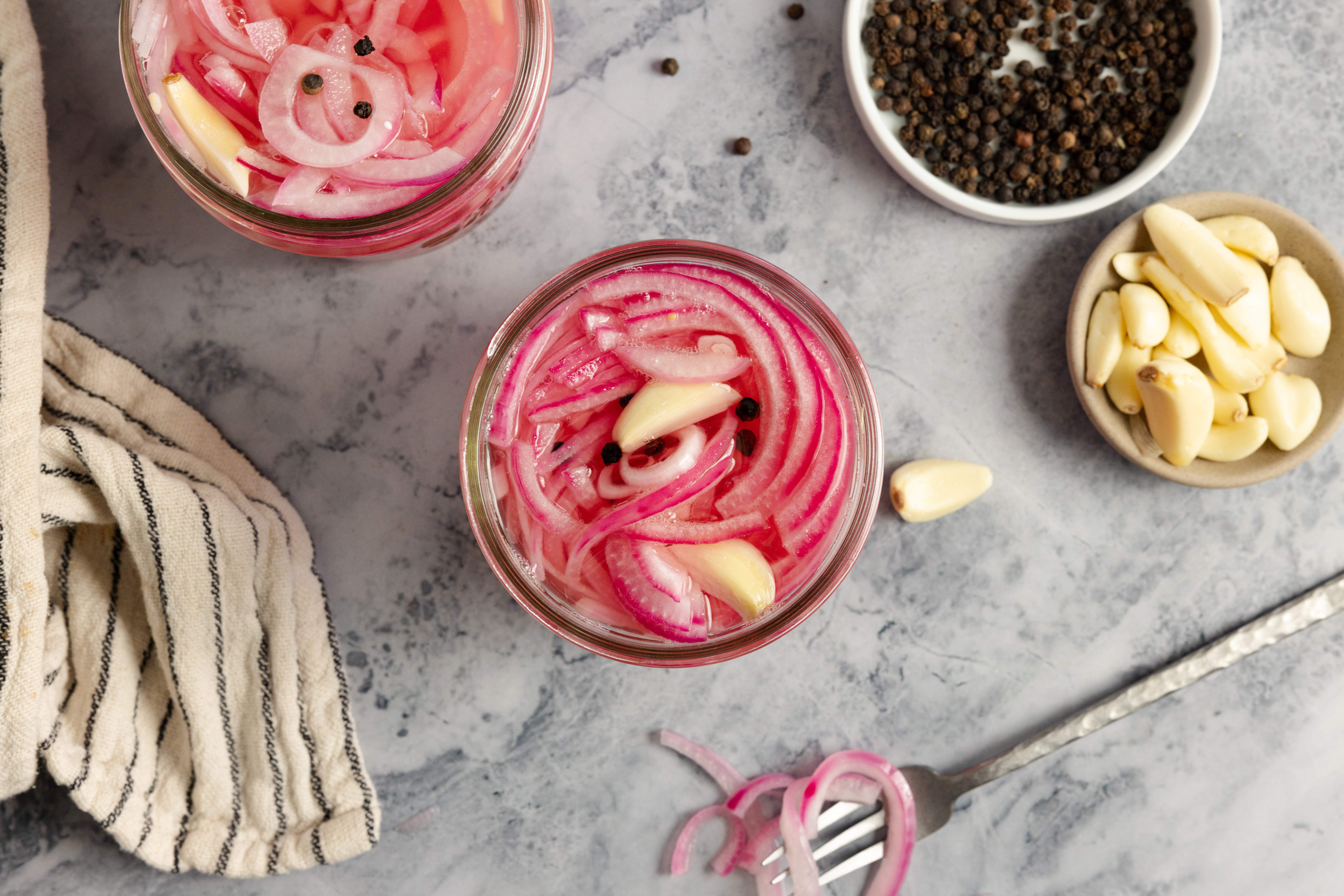 how to make pickled onions at home