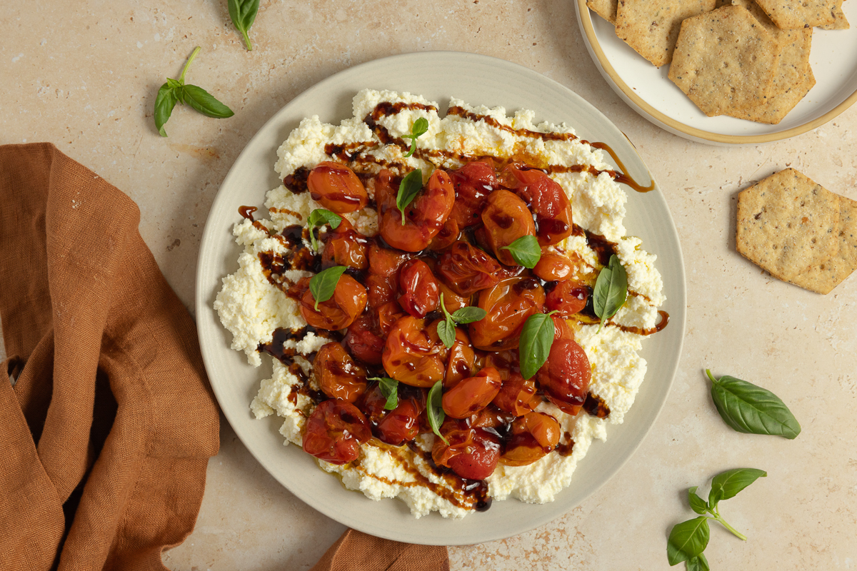 roasted tomato ricotta dip